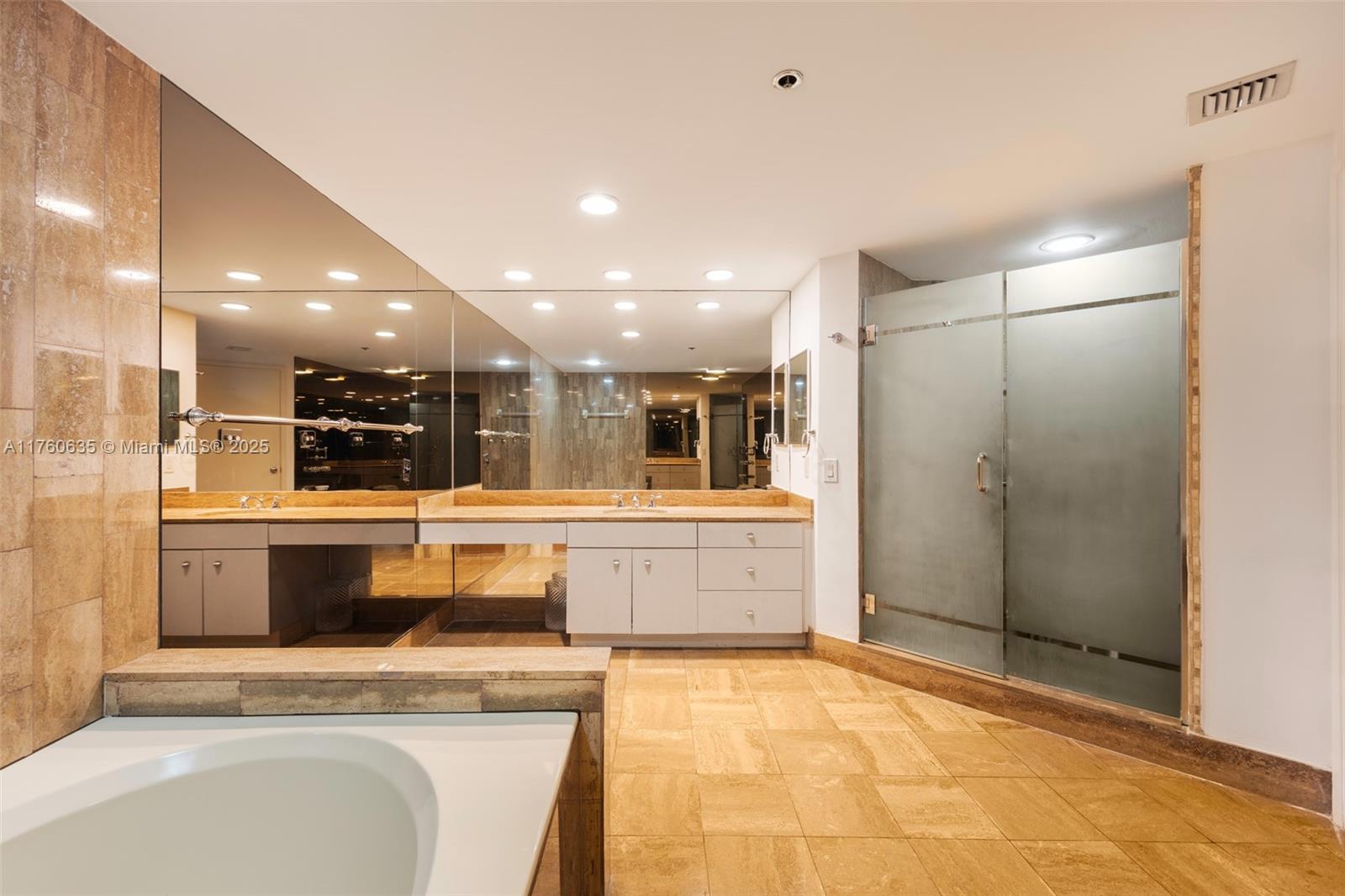1581 Brickell Ave #1405, Miami FL 33129