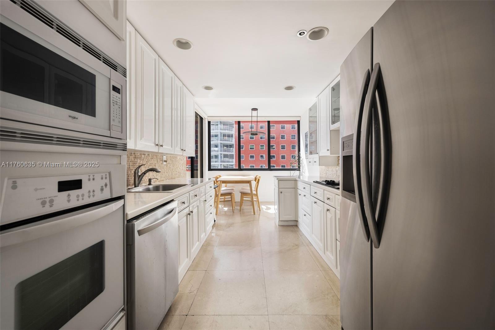 1581 Brickell Ave #1405, Miami FL 33129