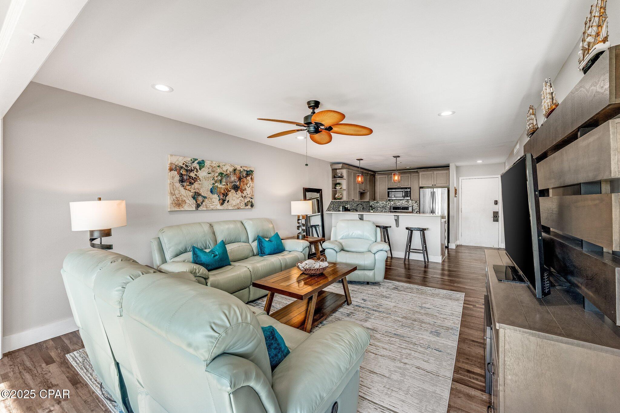 Image 10 For 4725 Bay Point Road 256