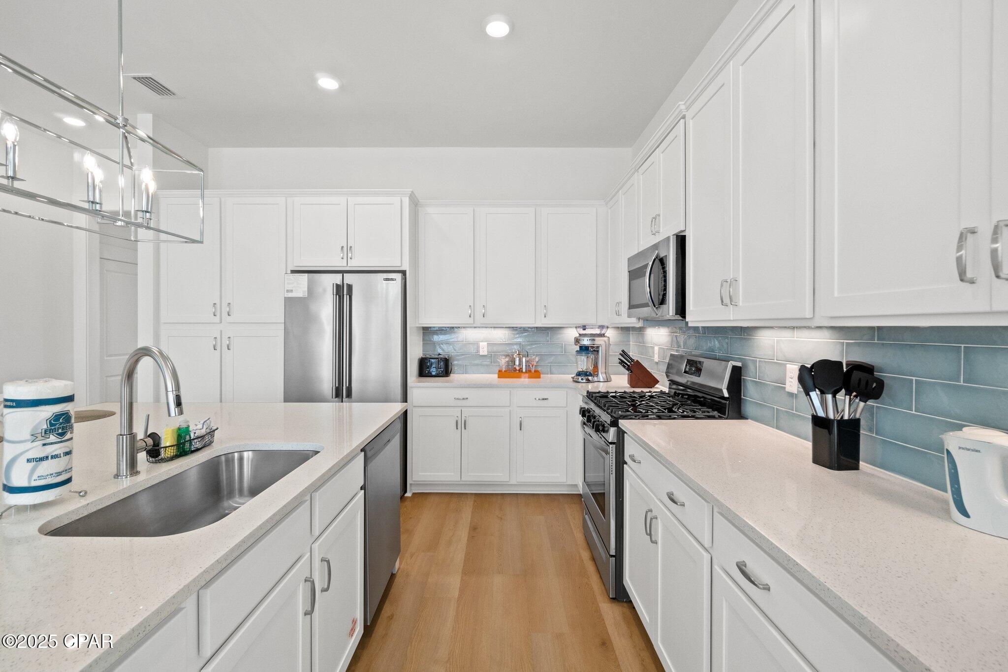 Image 12 For 13653 Banana Wind Way