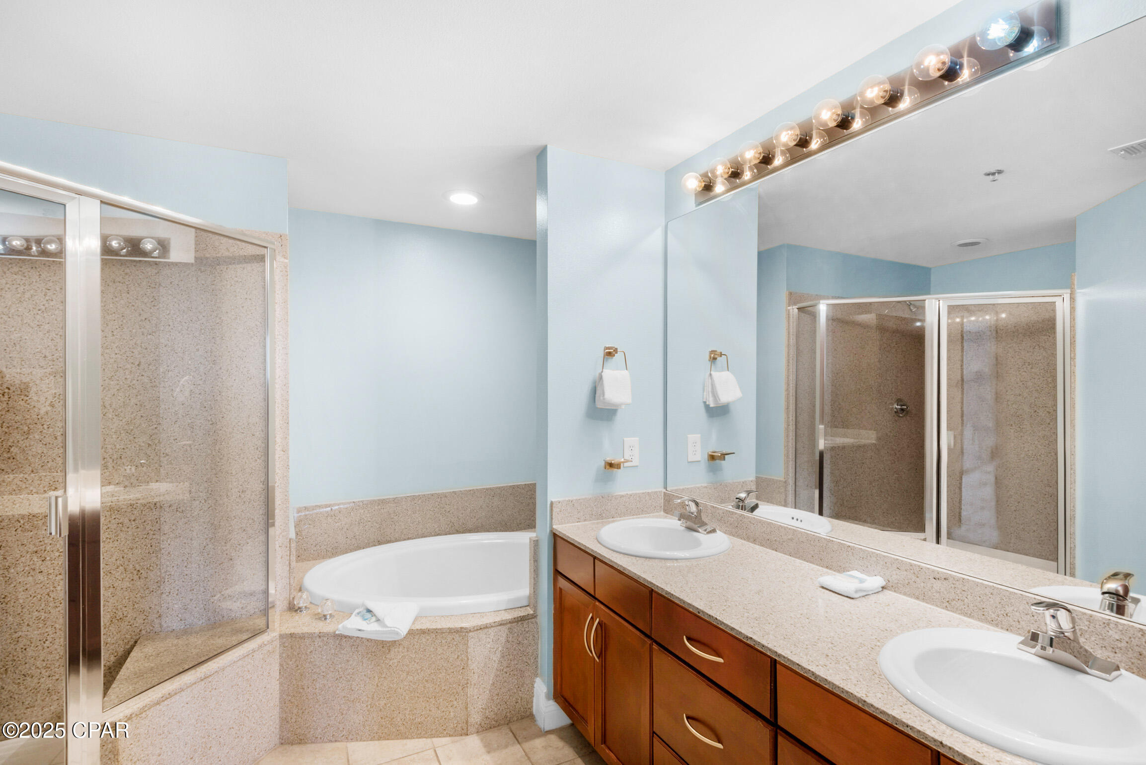 Image 24 For 9902 Thomas Drive 838