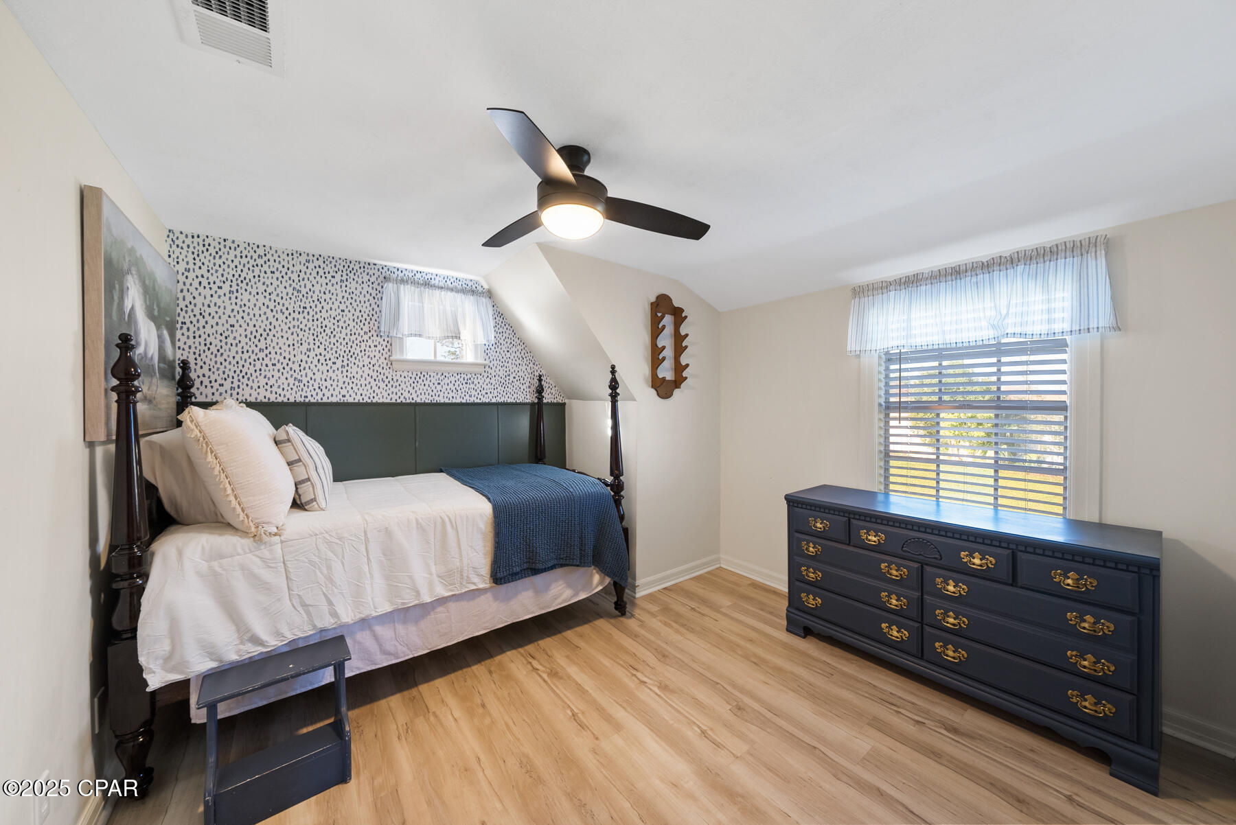 Image 20 For 632 Mount Holyoke Street