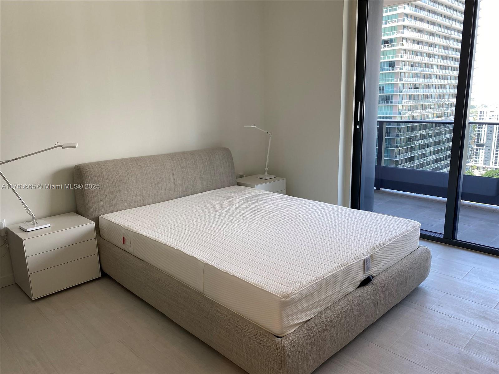 1000 Brickell Plz #2604, Miami FL 33131