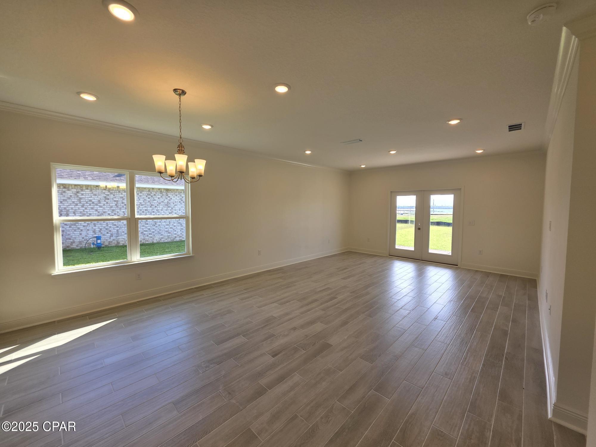 Image 10 For 209 Lake Merial Blvd  42