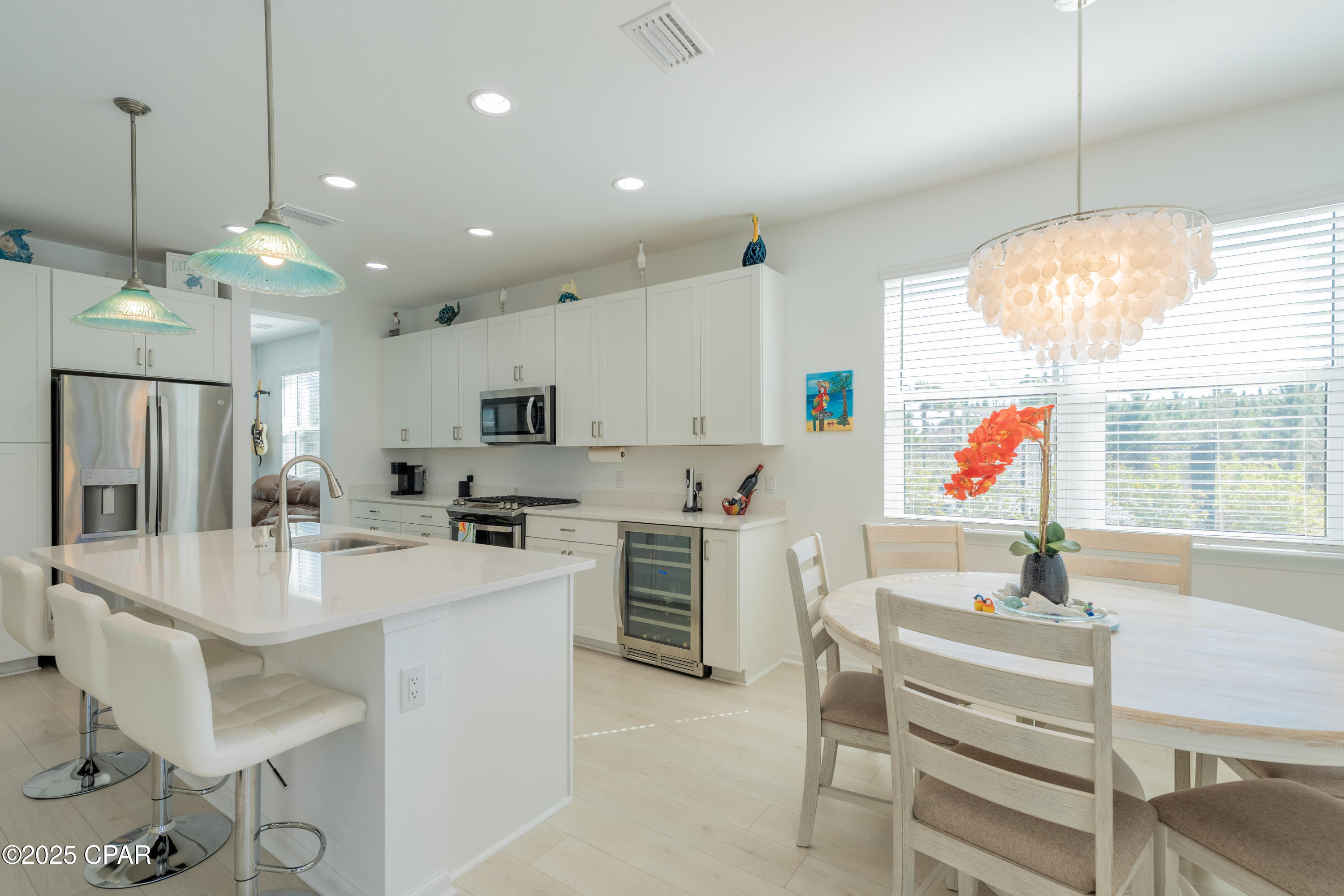 Image 10 For 8406 Island Breeze Avenue
