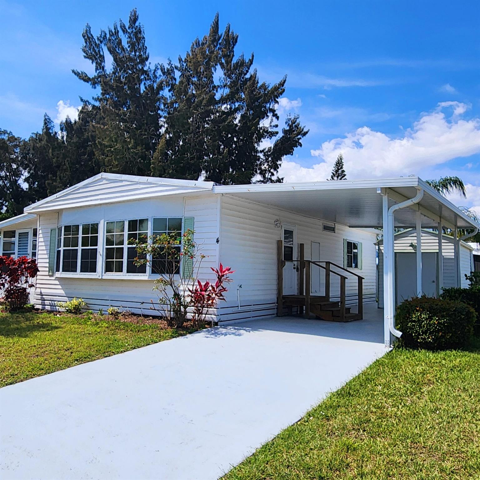 Homes for sale in Port St. Lucie, FL | 4 Angelita, Port St. Lucie, FL 34952 | MLS# R11071672