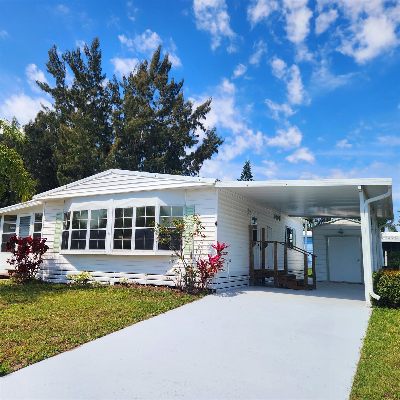 Homes for sale in Port St. Lucie, FL | 4 Angelita, Port St. Lucie, FL 34952 | MLS# R11071672