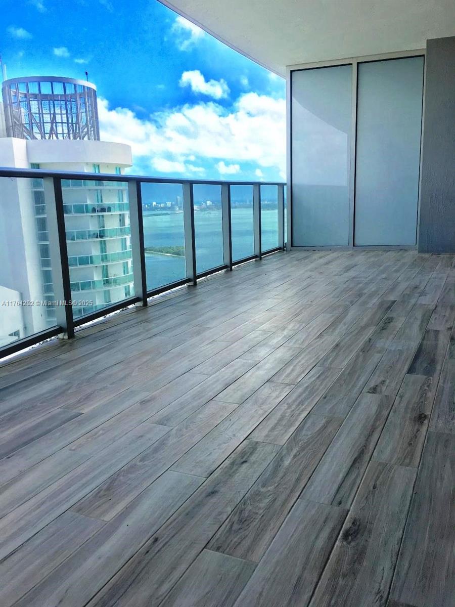 488 NE 18 #3805, Miami FL 33132