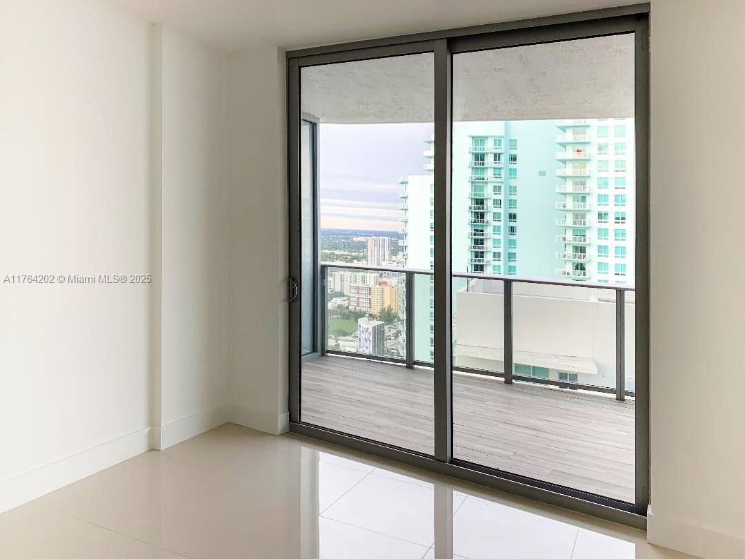488 NE 18 #3805, Miami FL 33132