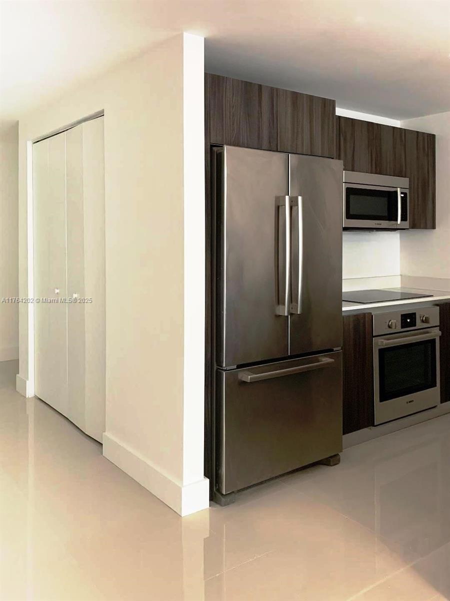 488 NE 18 #3805, Miami FL 33132
