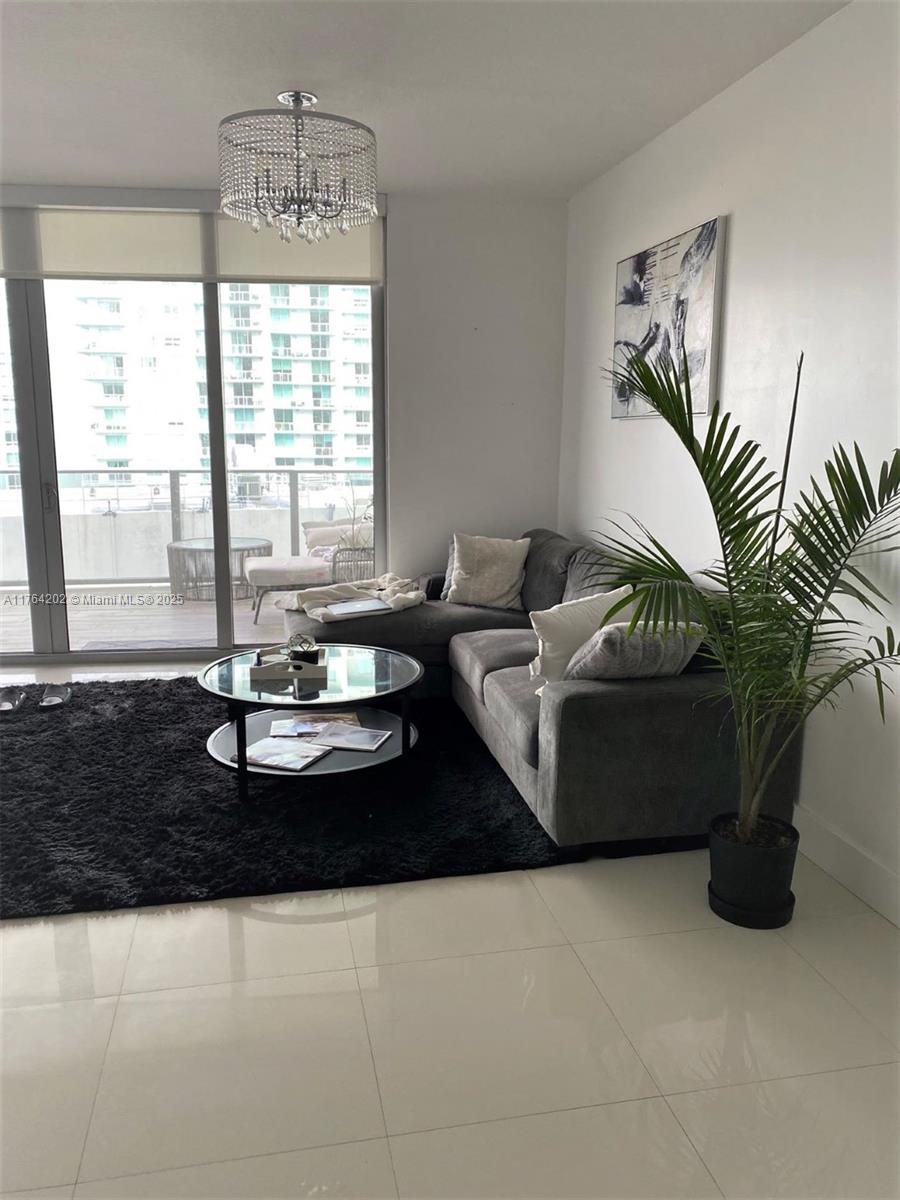 488 NE 18 #3805, Miami FL 33132