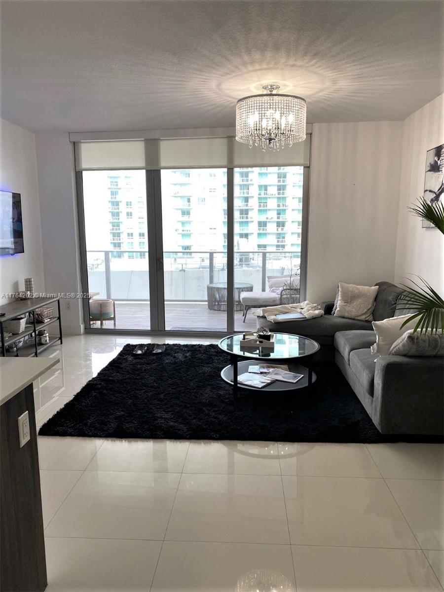 488 NE 18 #3805, Miami FL 33132