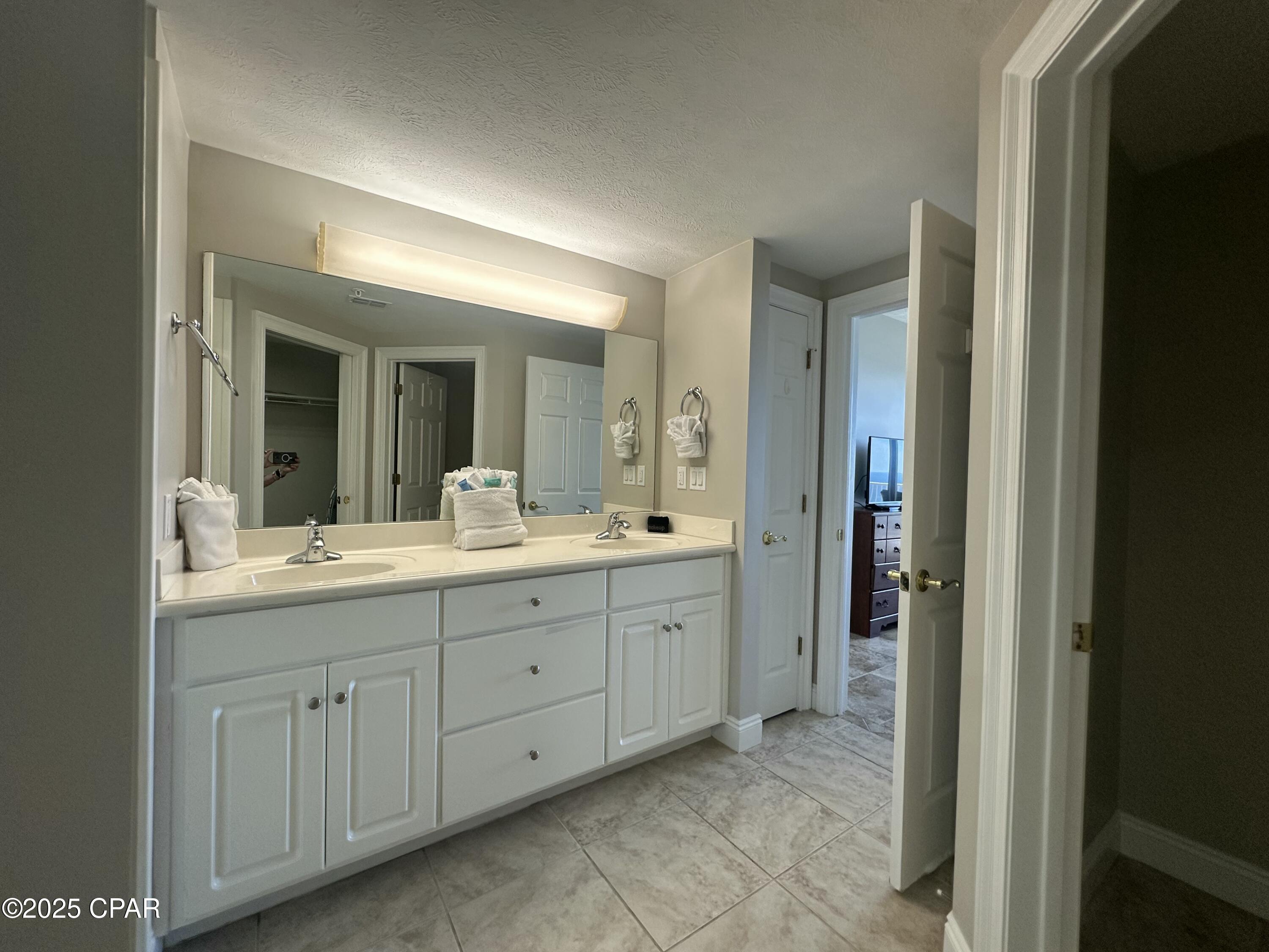 Image 14 For 5004 Thomas Drive 1507