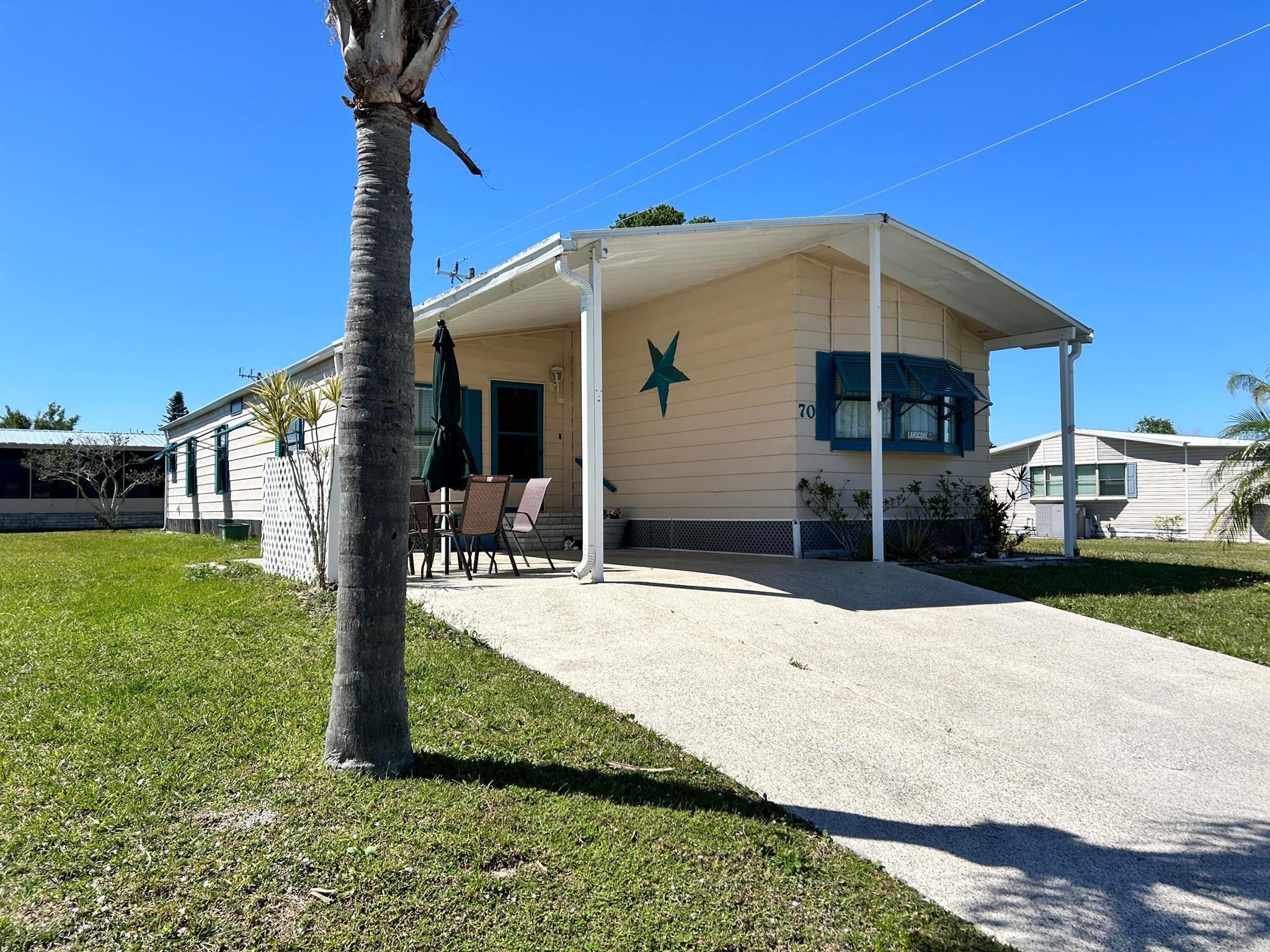 Homes for sale in Fort Pierce, FL | 70 Lagos Del Norte, Fort Pierce, FL 34951 | MLS# R11071922