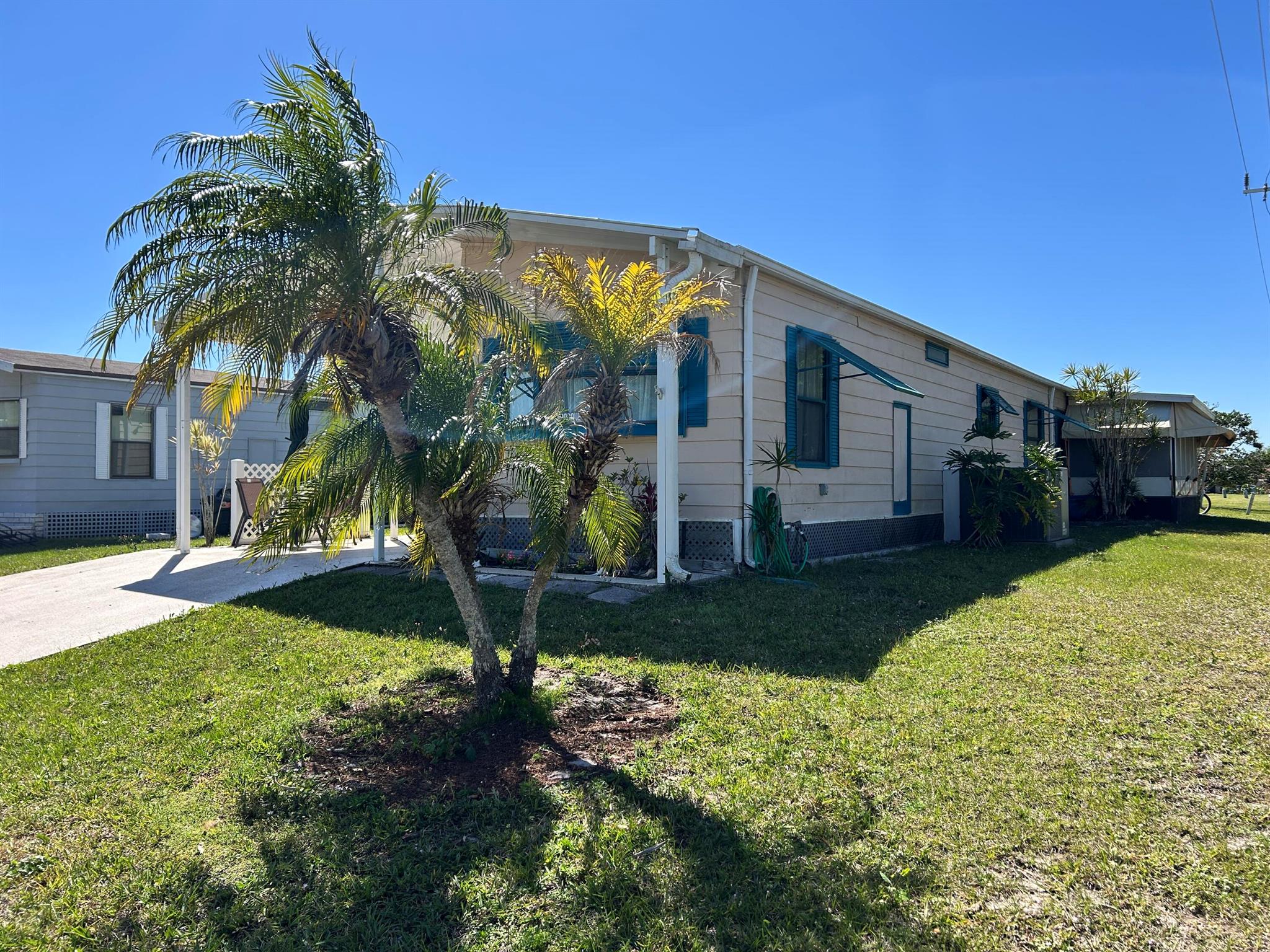 Homes for sale in Fort Pierce, FL | 70 Lagos Del Norte, Fort Pierce, FL 34951 | MLS# R11071922