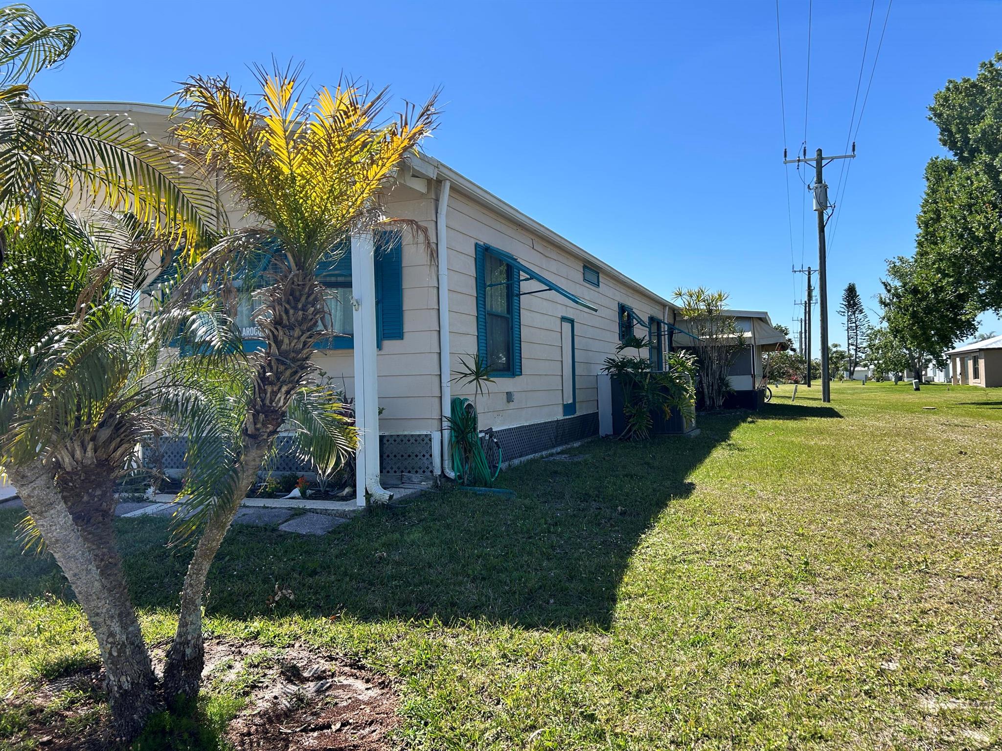 Homes for sale in Fort Pierce, FL | 70 Lagos Del Norte, Fort Pierce, FL 34951 | MLS# R11071922