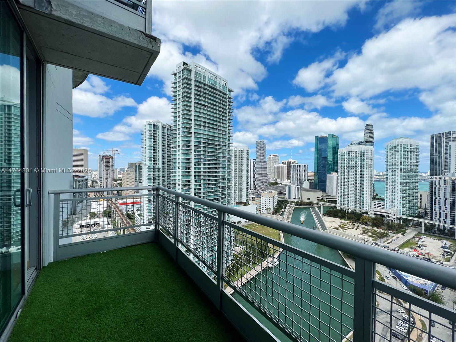 690 SW 1st Ct #3104, Miami FL 33130