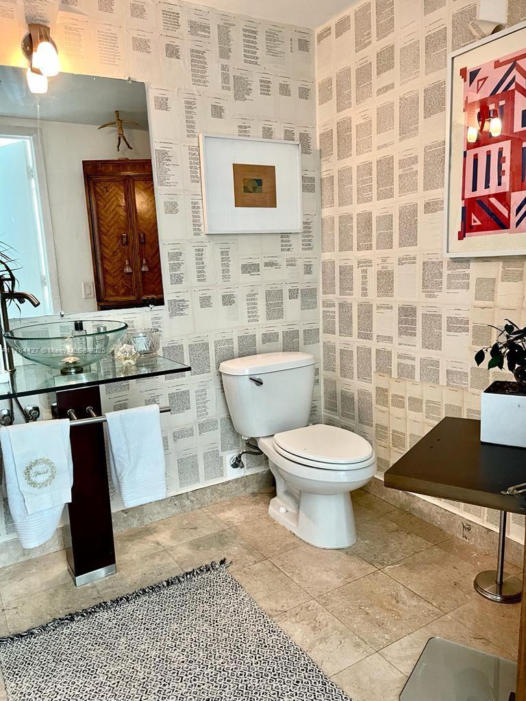 350 S Miami Ave #2502, Miami FL 33130