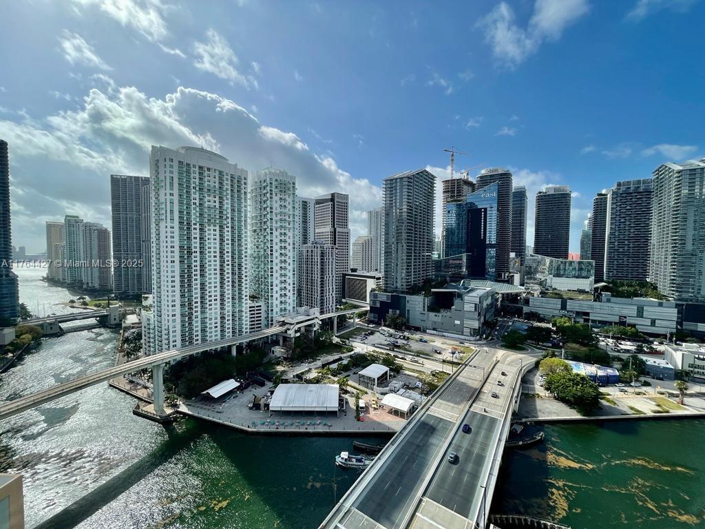 350 S Miami Ave #2502, Miami FL 33130