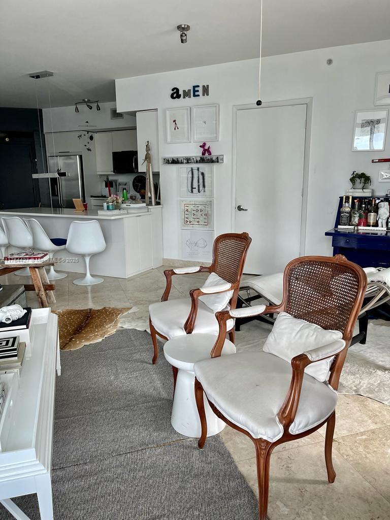 350 S Miami Ave #2502, Miami FL 33130