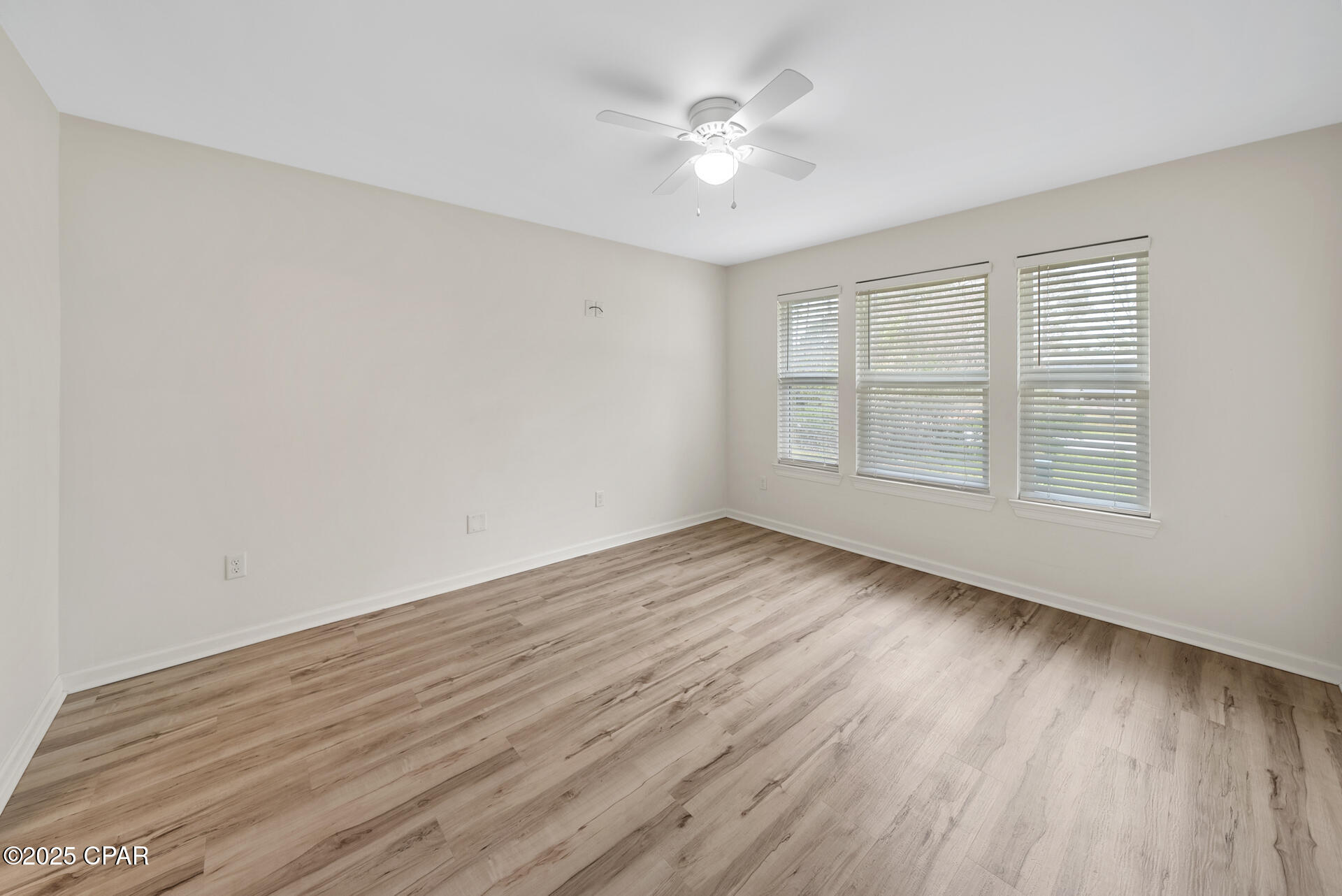 Image 10 For 2512 Shady Oak Court A&b