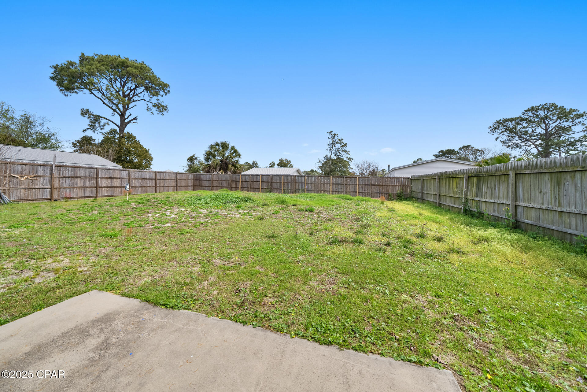 Image 15 For 2512 Shady Oak Court A&b