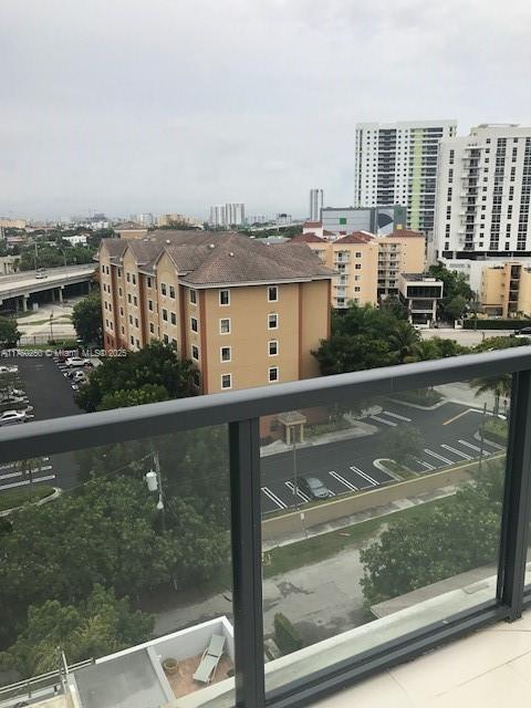 201 SW 17th Rd #907, Miami FL 33129