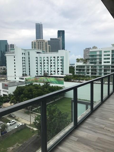 201 SW 17th Rd #907, Miami FL 33129