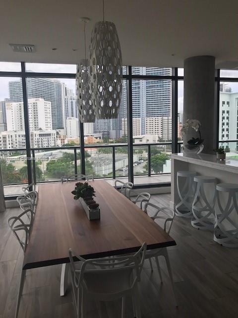 201 SW 17th Rd #907, Miami FL 33129