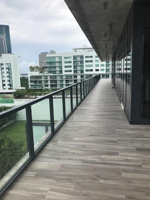 201 SW 17th Rd #907, Miami FL 33129