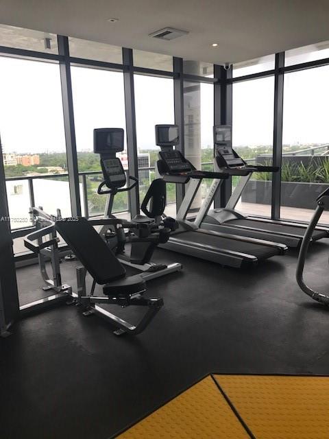 201 SW 17th Rd #907, Miami FL 33129