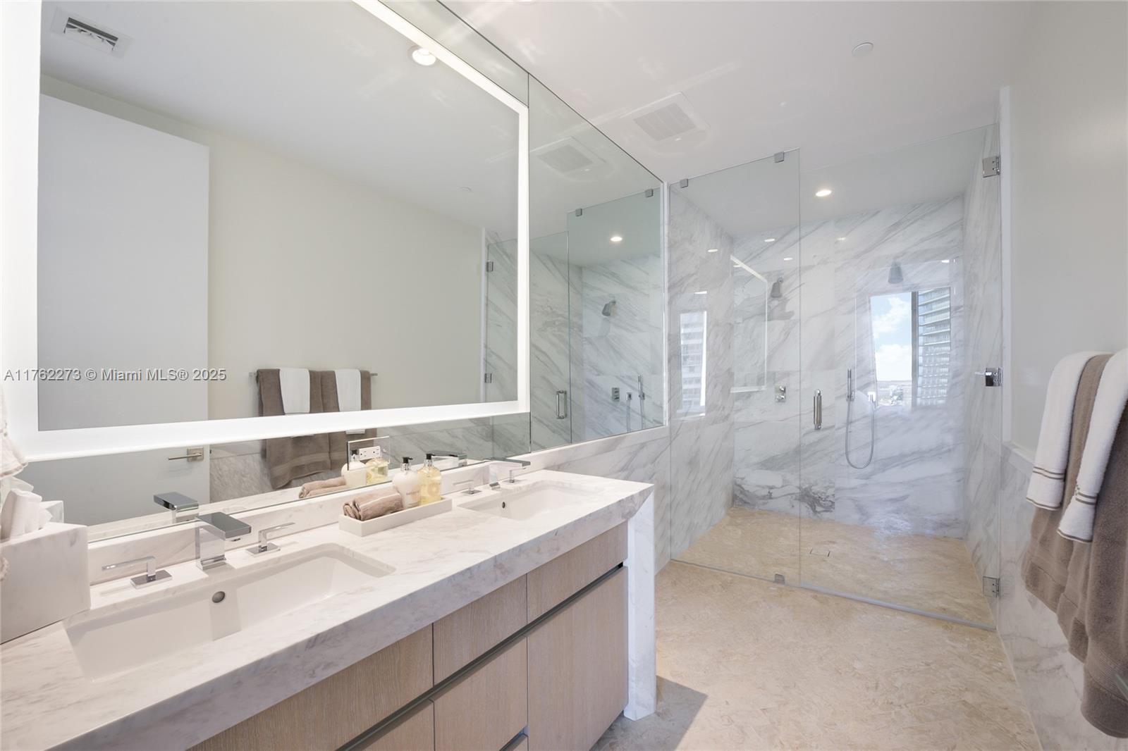 2831 S Bayshore Dr #1505, Miami FL 33133