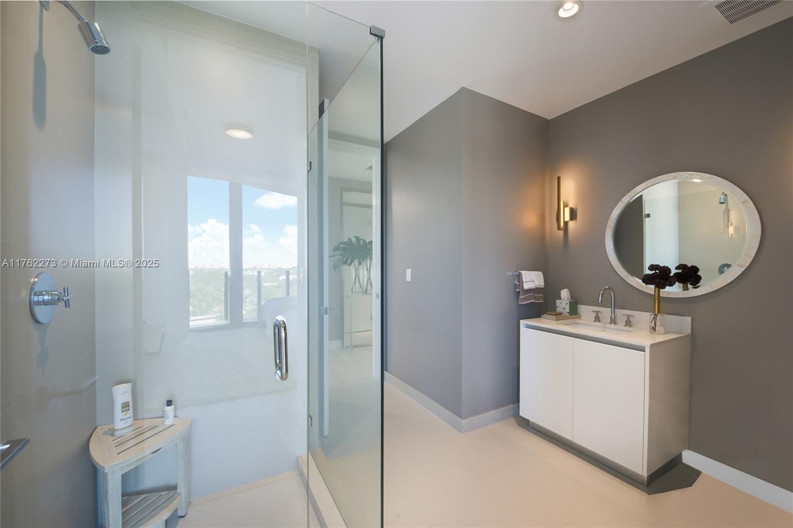 2831 S Bayshore Dr #1505, Miami FL 33133