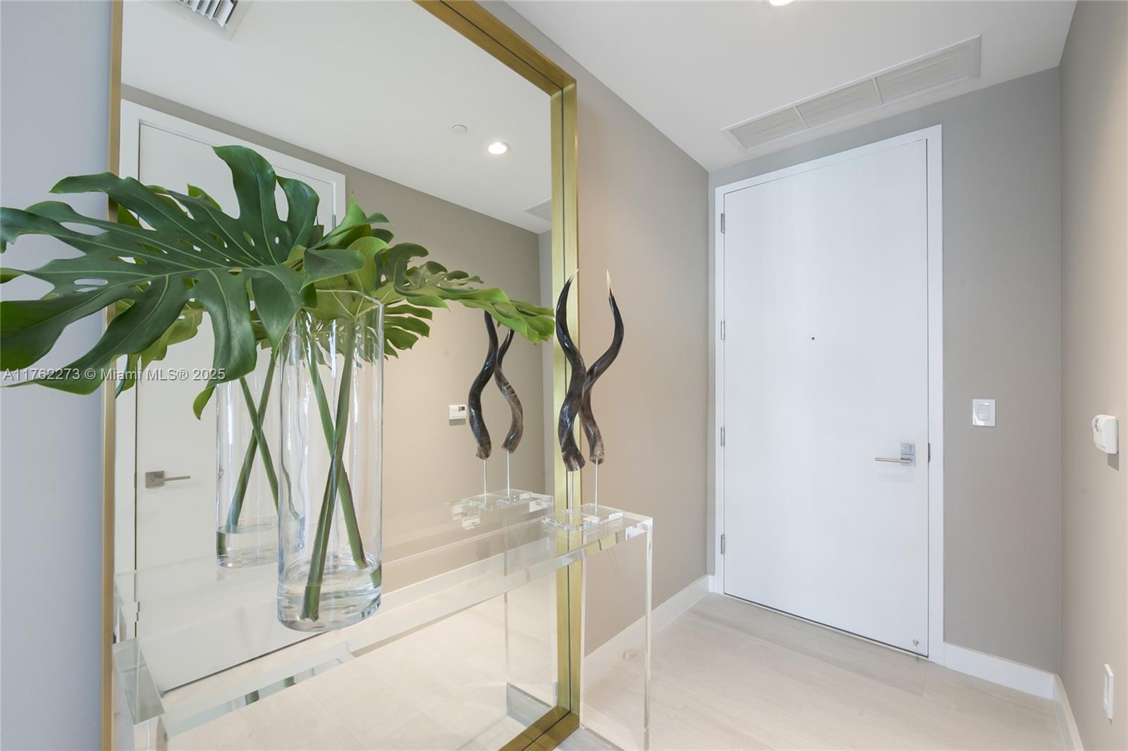 2831 S Bayshore Dr #1505, Miami FL 33133