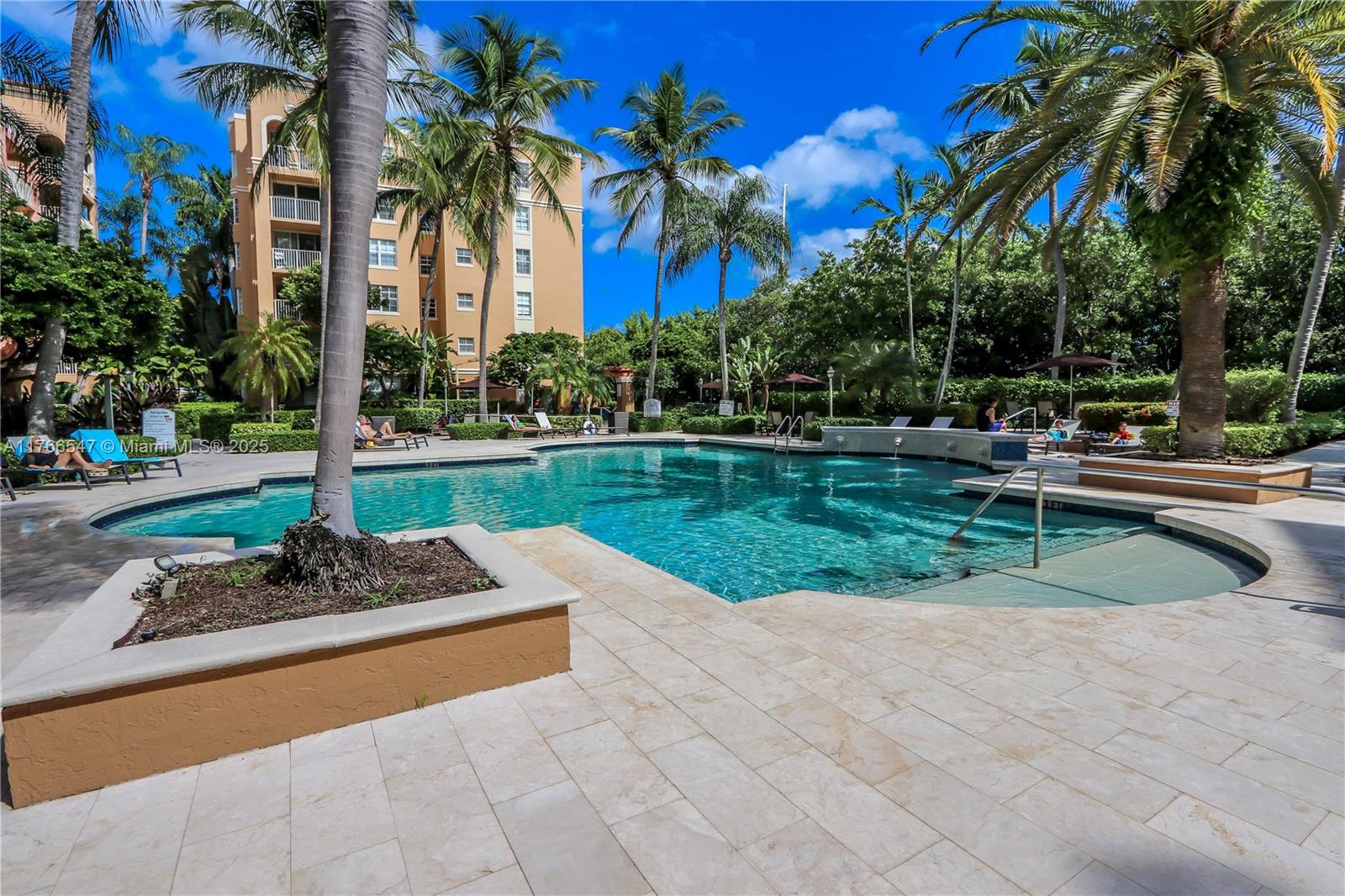 19555 E Country Club Dr #8202, Aventura FL 33180