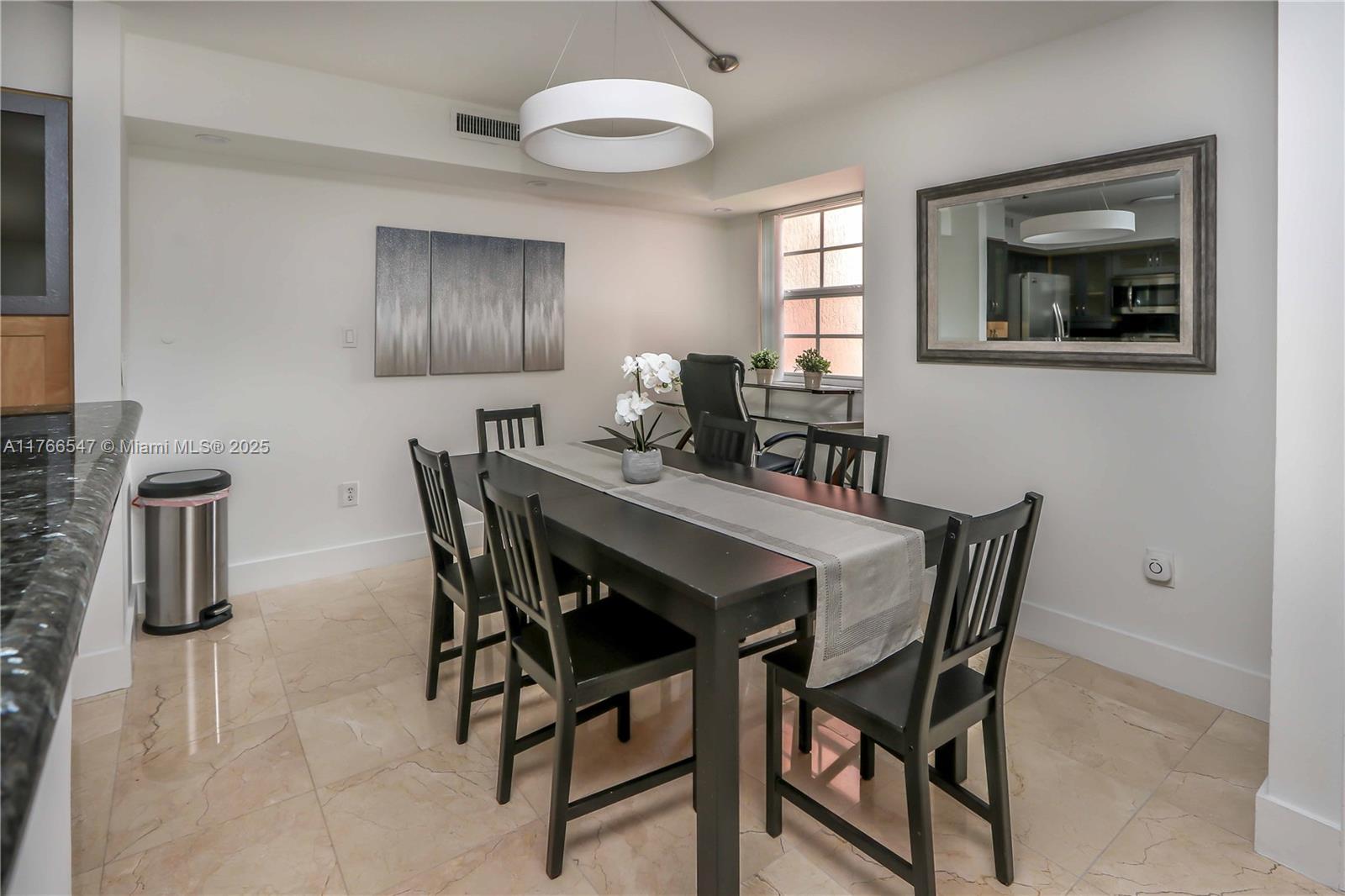 19555 E Country Club Dr #8202, Aventura FL 33180