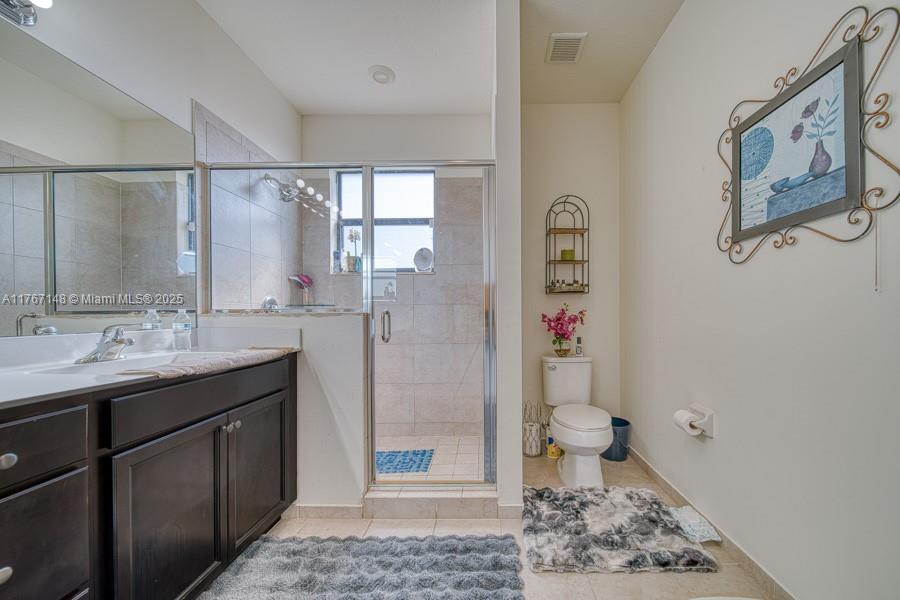 121 SE 34th Ter 121