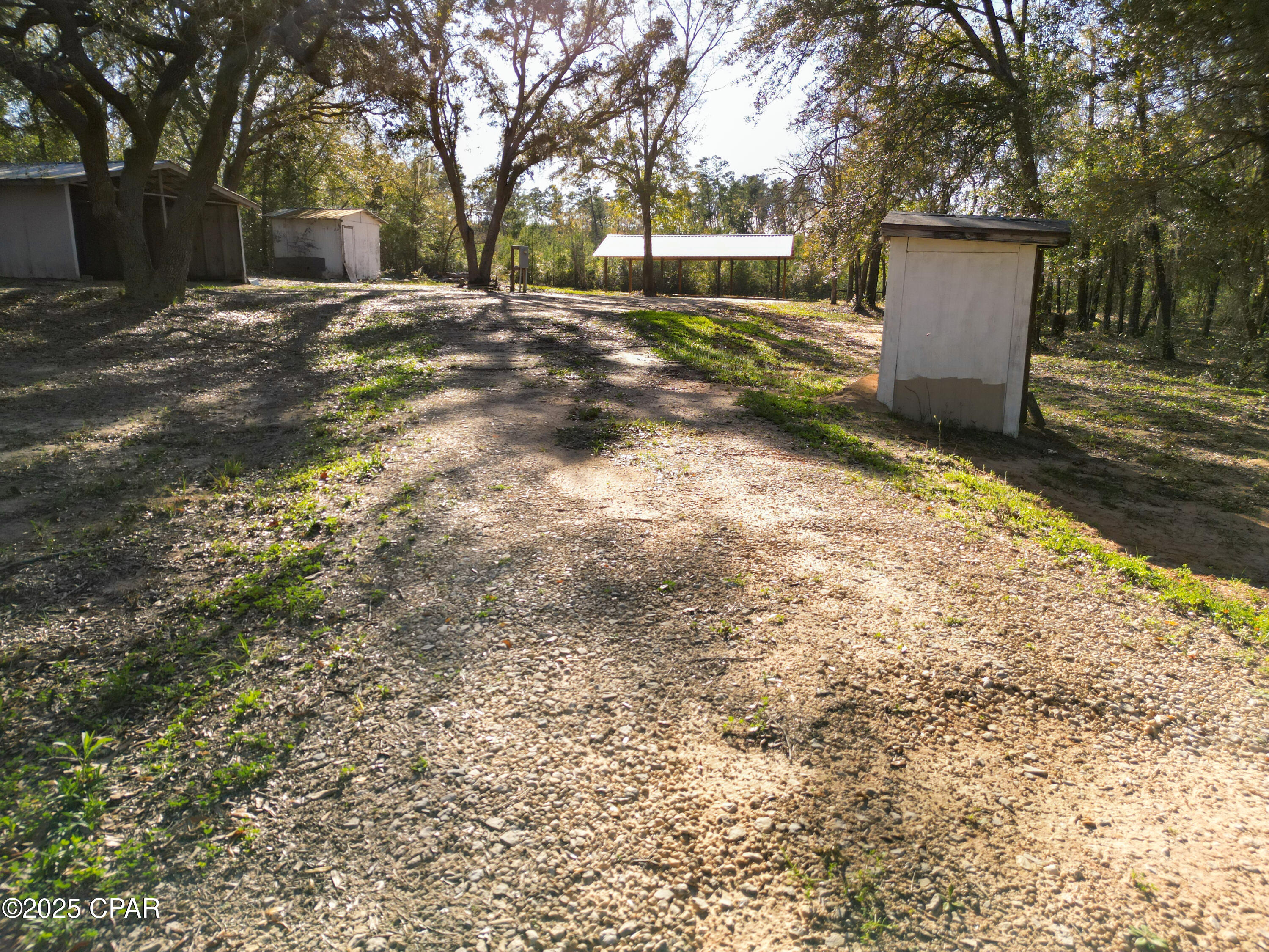 Image 11 For 3310 Lakeshore Drive