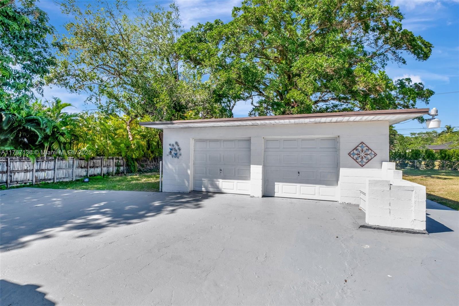 6835 SW 112th St, Pinecrest, Florida image 16