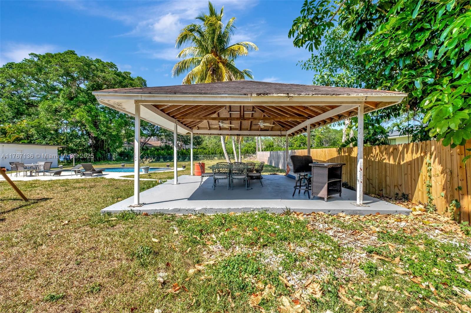6835 SW 112th St, Pinecrest, Florida image 30