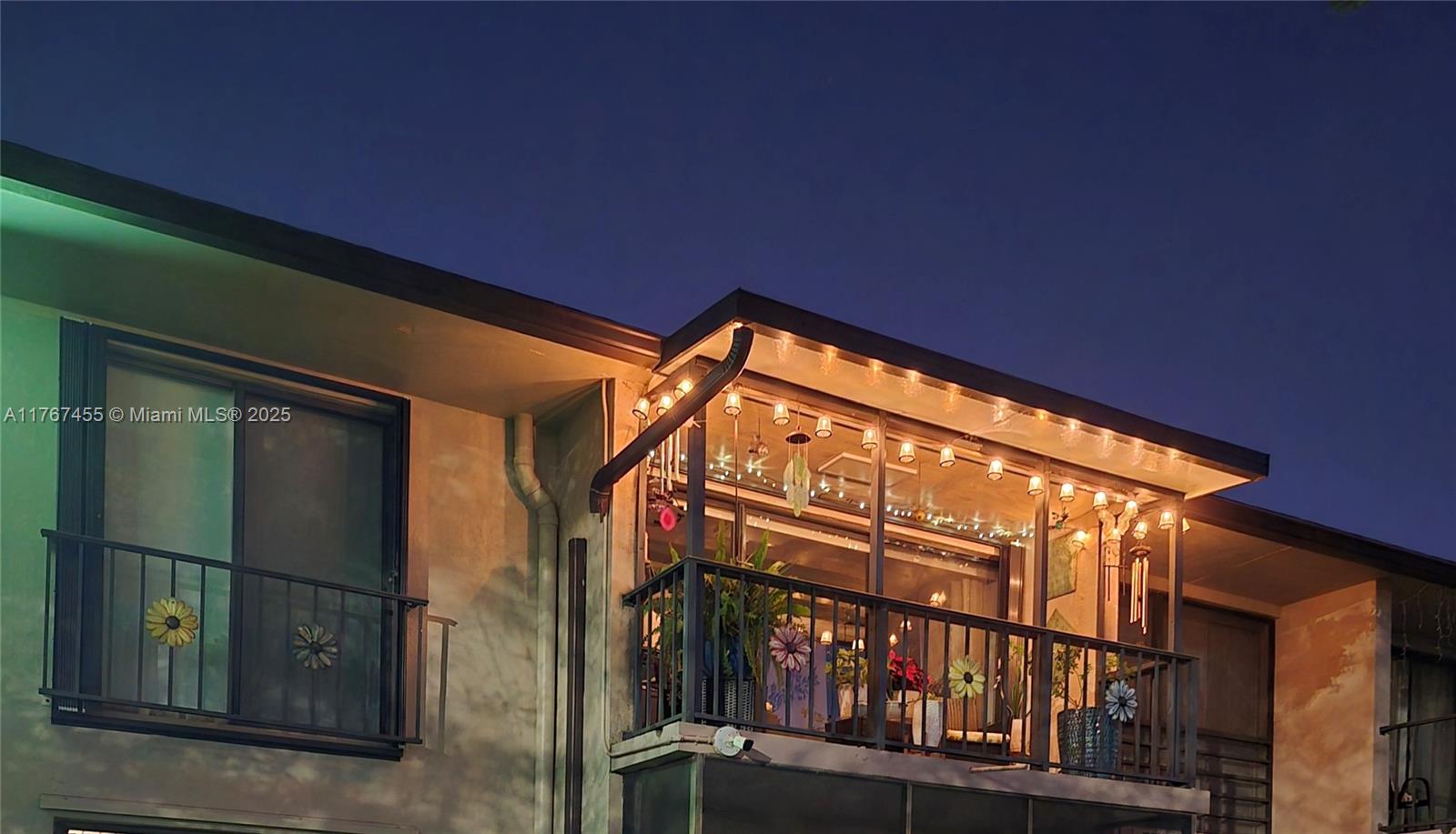 Holiday Park 1 Condo