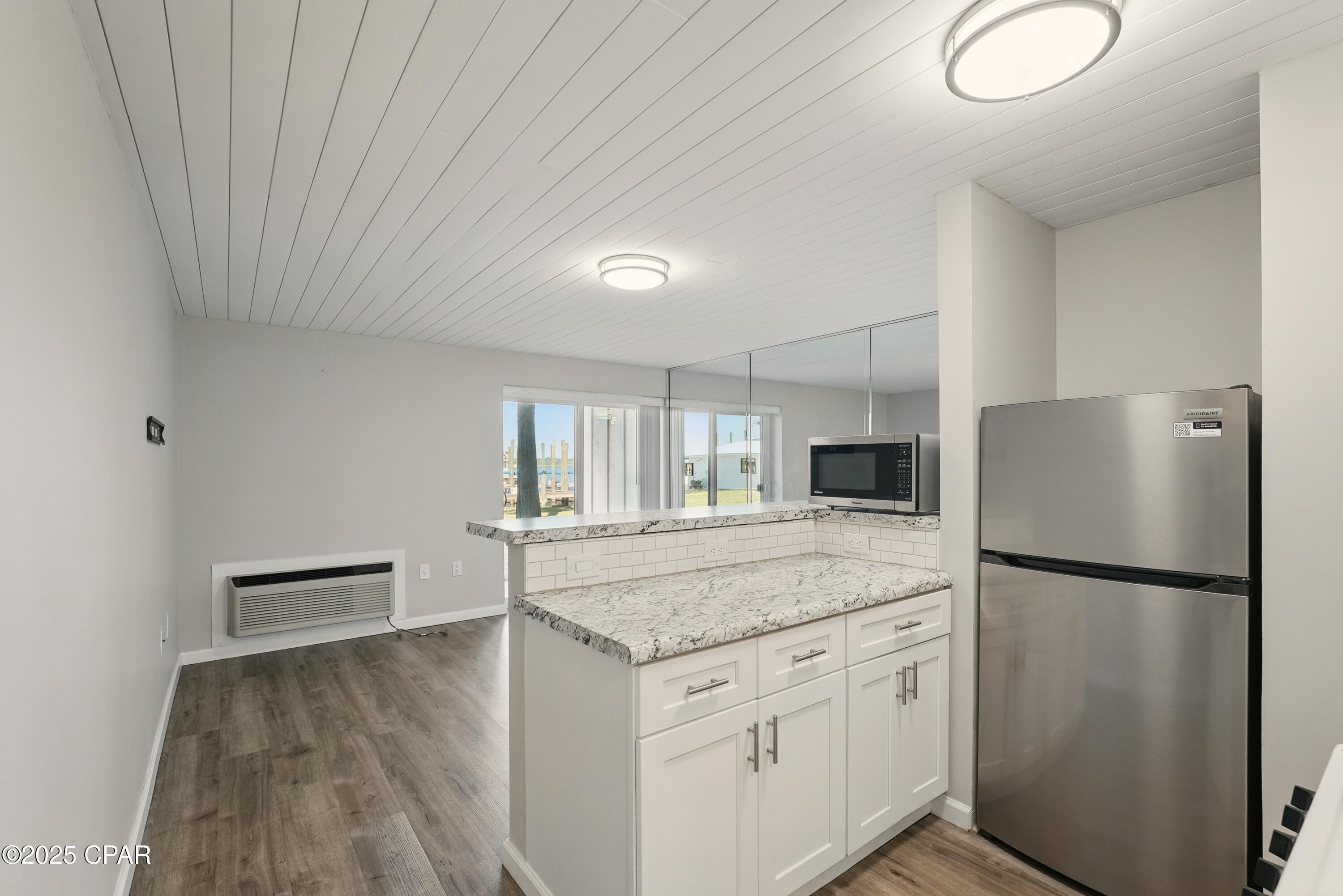 Image 4 For 5505 Sun Harbor Road 143