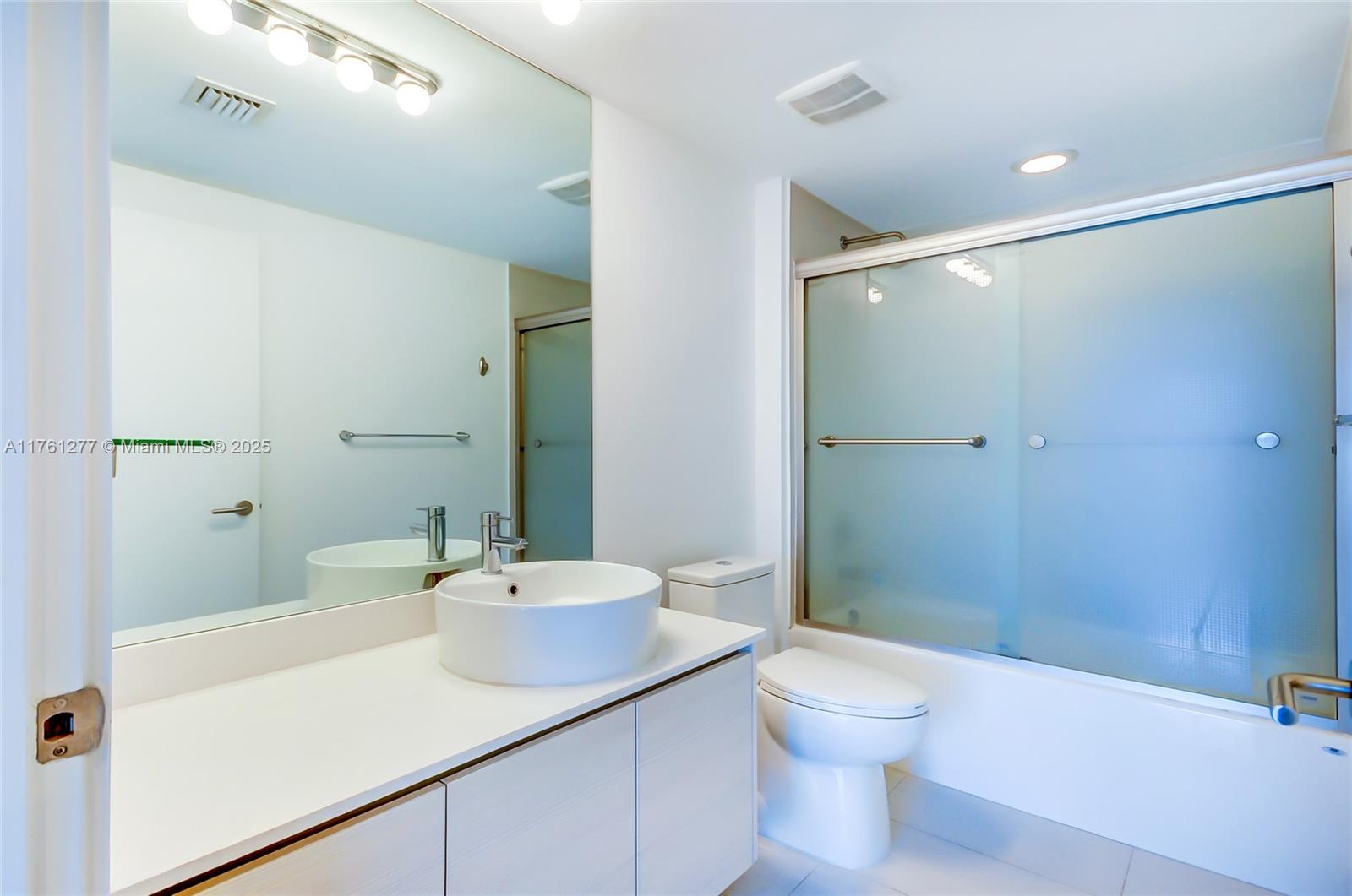 4250 Biscayne Blvd #918, Miami FL 33137