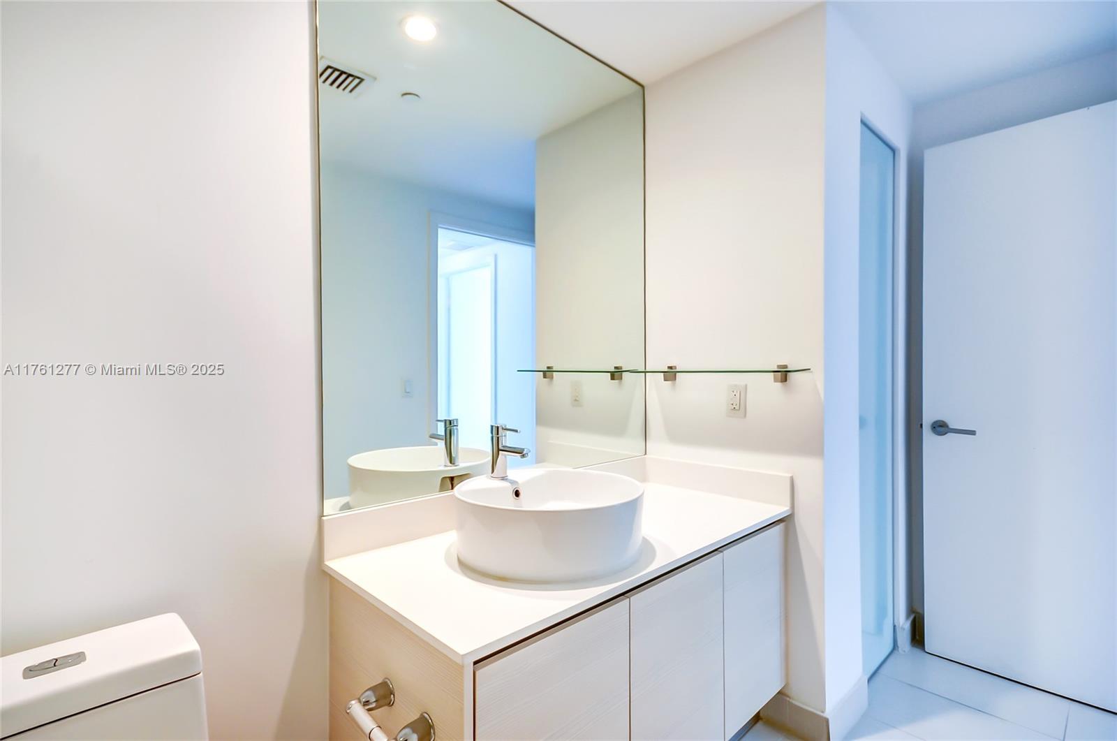 4250 Biscayne Blvd #918, Miami FL 33137
