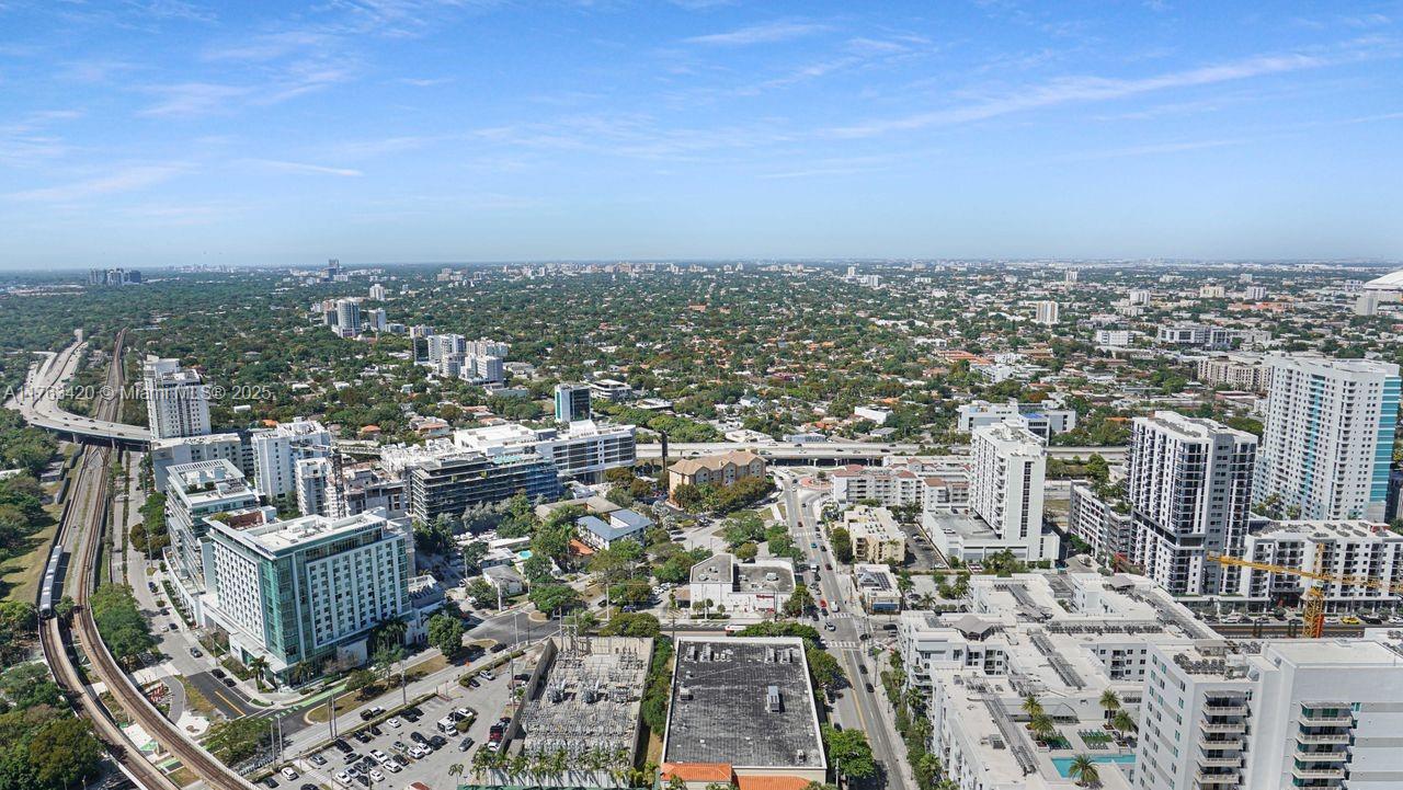 60 SW 13th St #3820, Miami FL 33130