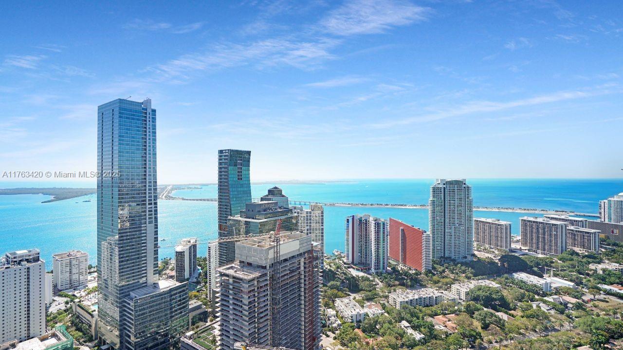 60 SW 13th St #3820, Miami FL 33130