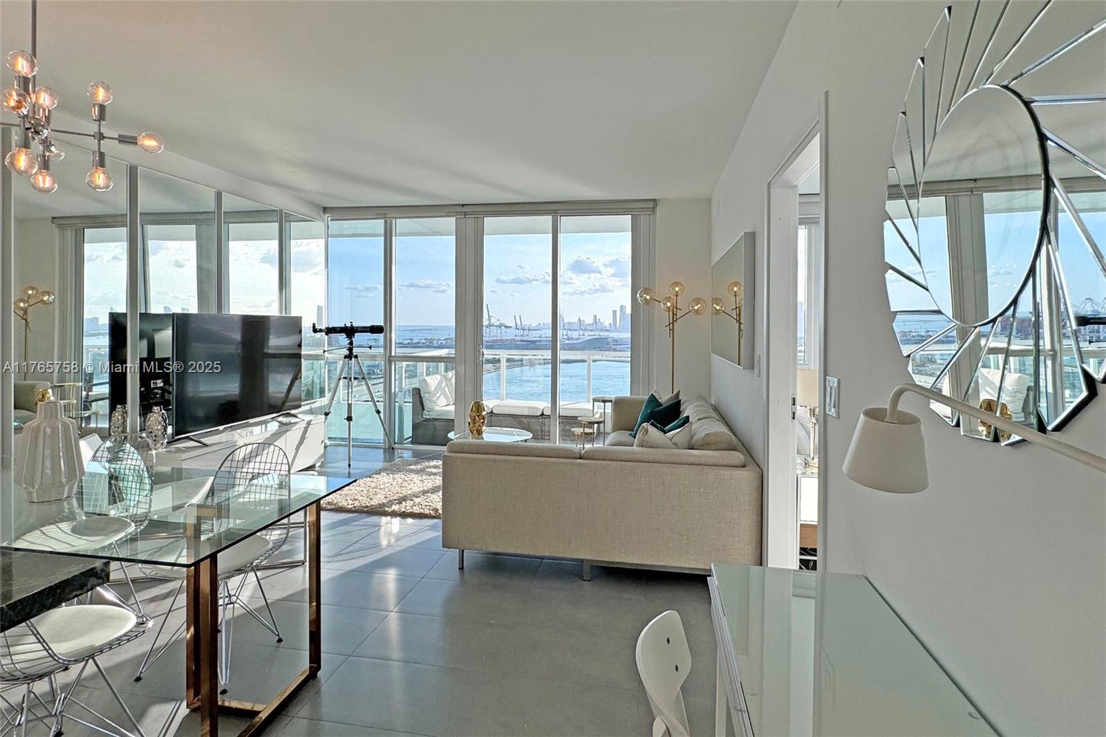 540 West Ave #2114, Miami Beach FL 33139