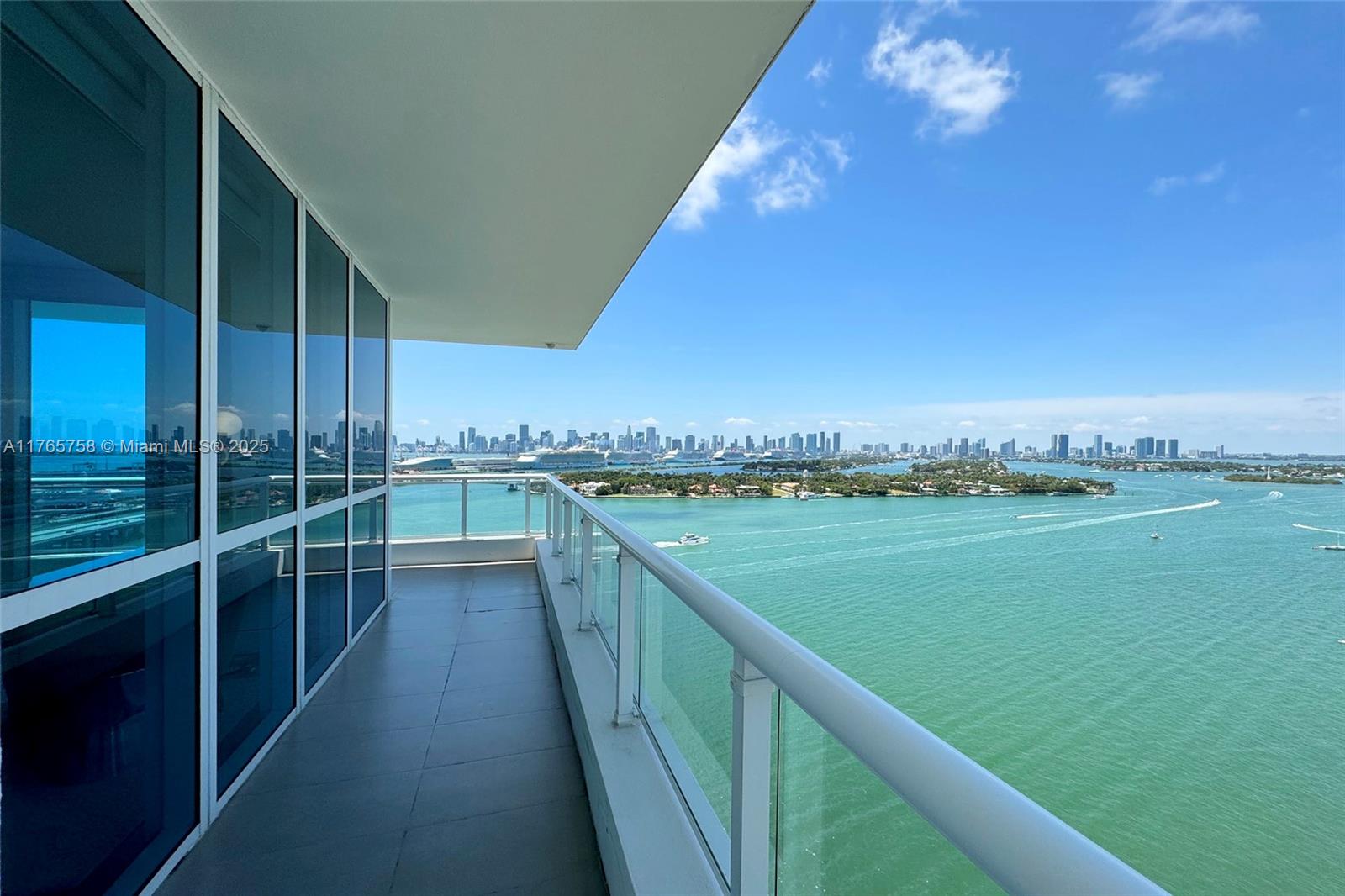 540 West Ave #2114, Miami Beach FL 33139
