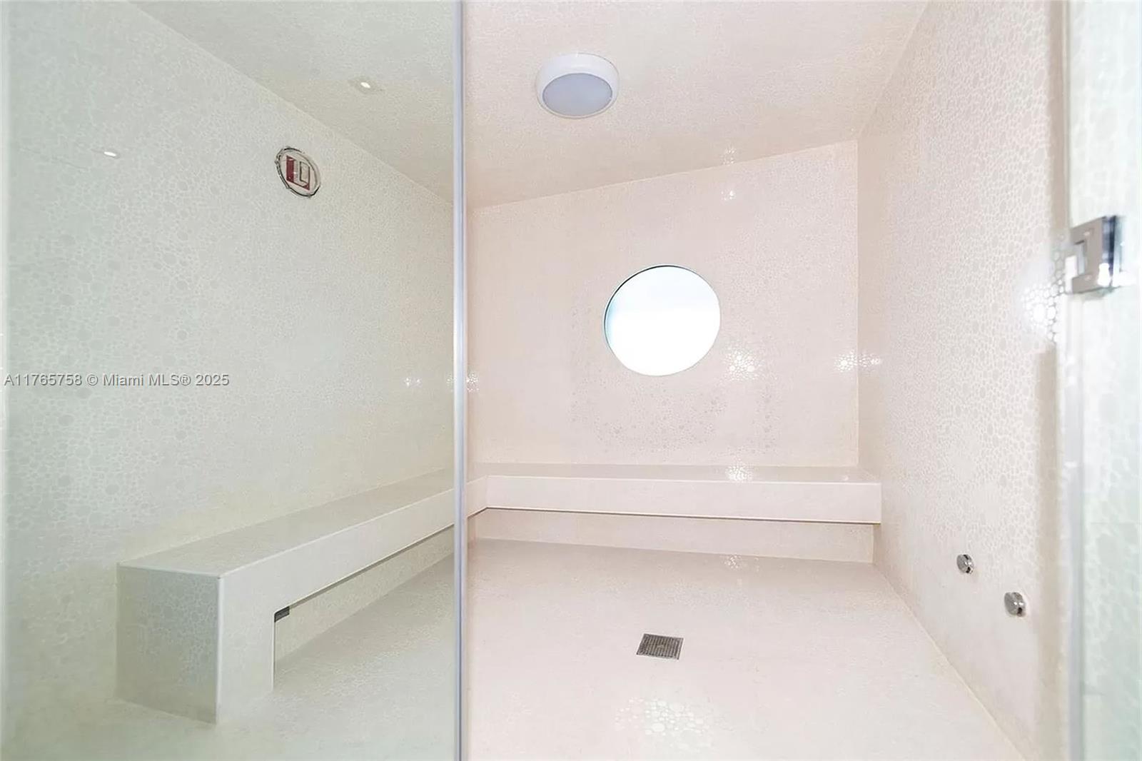 540 West Ave #2114, Miami Beach FL 33139