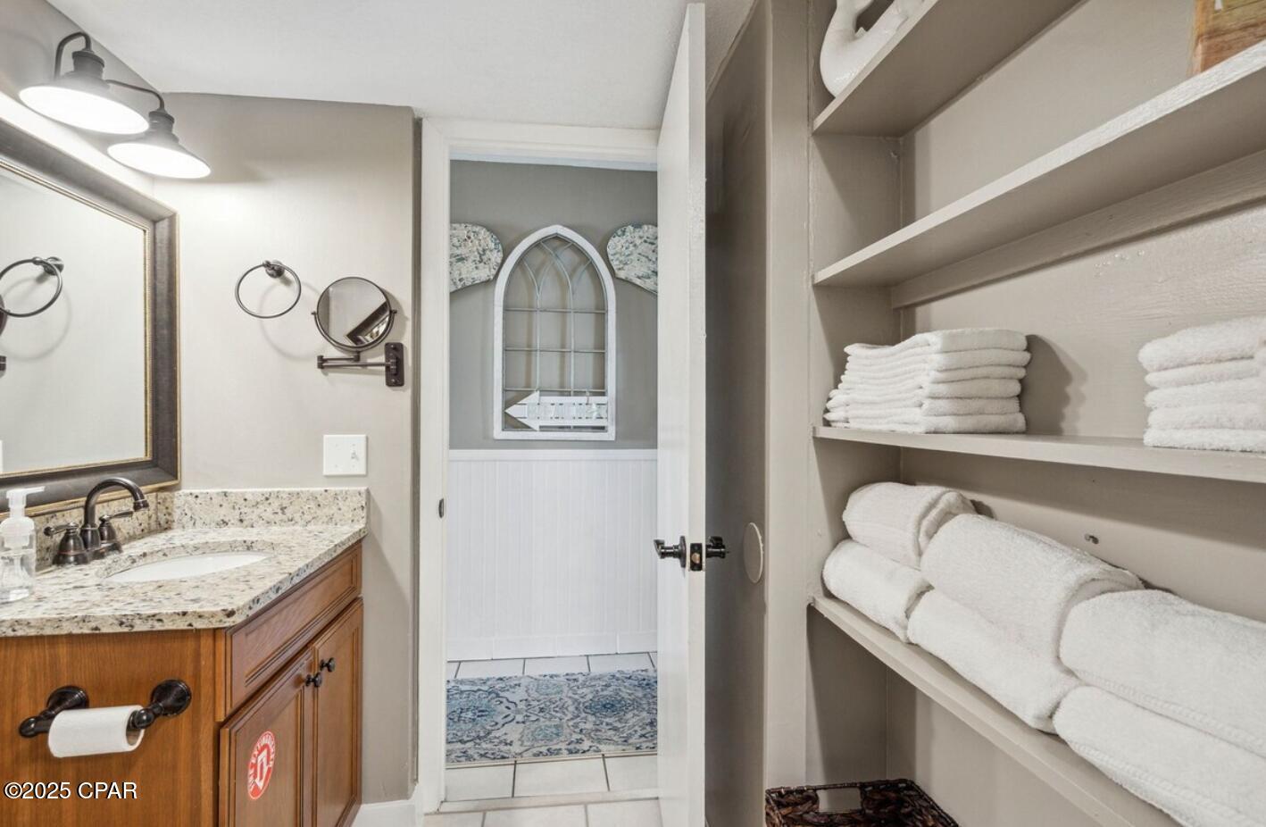 Image 16 For 8743 Thomas Drive 225